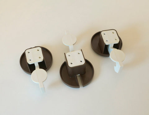 Vintage Plastic Wall Coat Rack: Space Age Retro Hooks, Set of 3