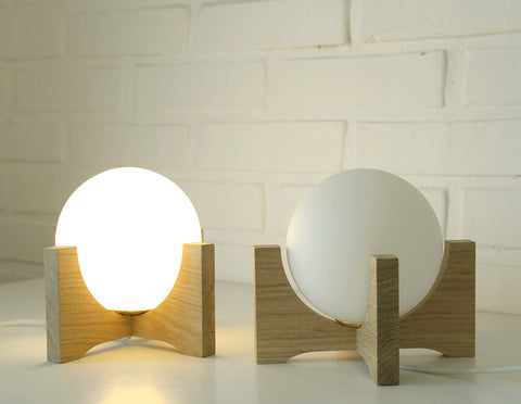 Oak Wood Bedside Lamp Set: Retro MCM Globe Lights