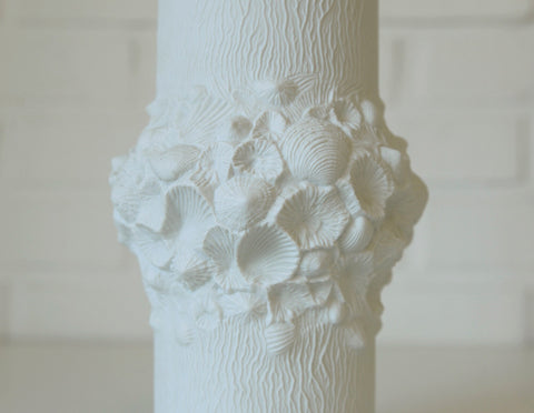 Vintage Kaiser Germany Porcelain Vase: 1960s Shell Design