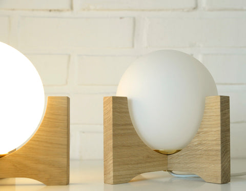 Oak Wood Bedside Lamp Set: Retro MCM Globe Lights