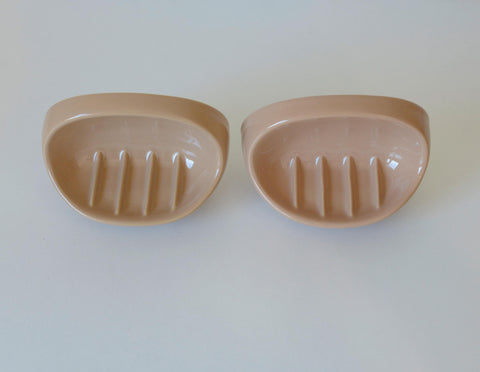 Vintage Bathroom Wall Accessory Set | 1980s Yugoslavia | Beige Cappuccino Ceramics | Retro Towel Holder | Soap Dishes | Toothbrush Holder