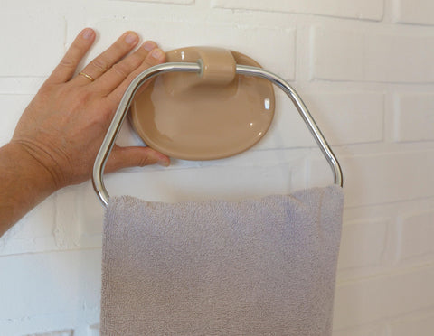 Vintage Bathroom Wall Accessory Set | 1980s Yugoslavia | Beige Cappuccino Ceramics | Retro Towel Holder | Soap Dishes | Toothbrush Holder